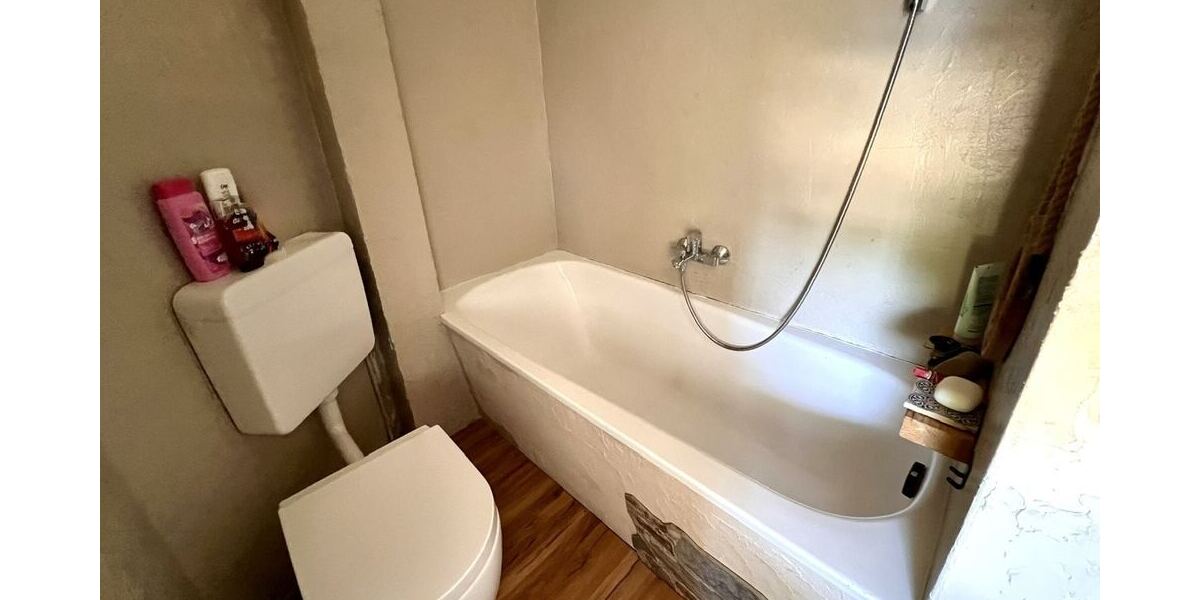... mit Badewanne