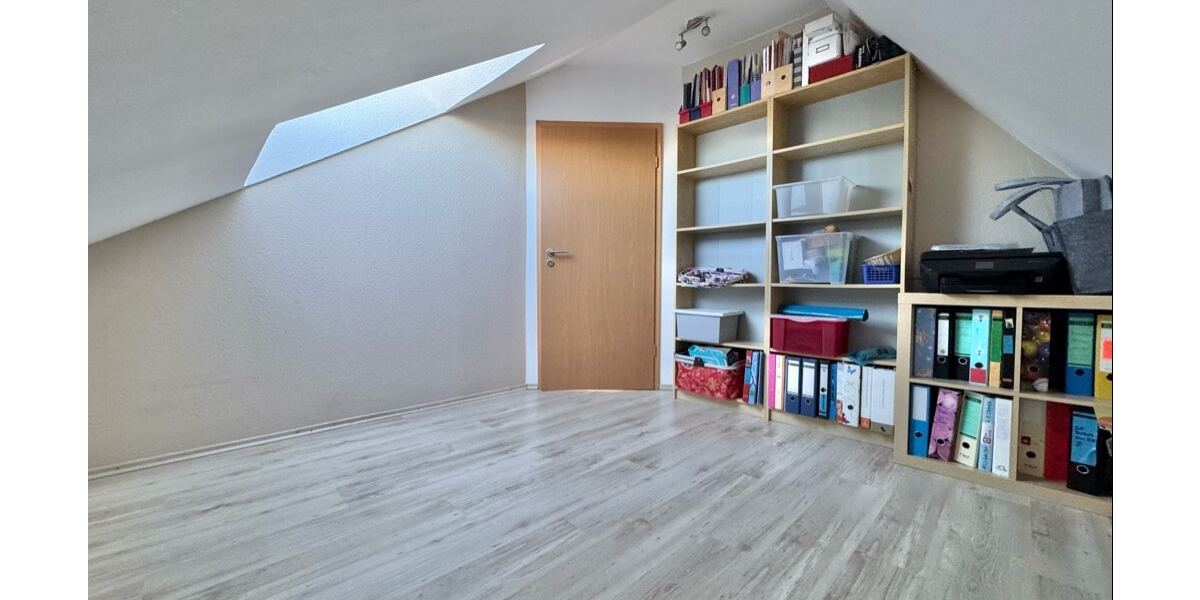 Praktisches Gästezimmer (DG)
